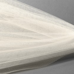 Фатин Кристалл средней жесткости блестящий арт.K.TRM шир.300см, 100% полиэстер цв. 04 К уп.50м - шампань