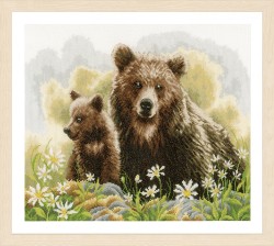 Набор для вышивания LANARTE арт.PN-0194788 Bears in the woods 45х34 см