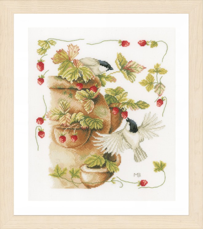Набор для вышивания LANARTE арт.PN-0168599 Клубника и птицы 33х30 см