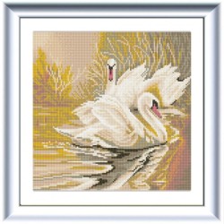 Рисунок на ткани (Бисер) КОНЁК арт. 1340 Белые лебеди 25х25 см