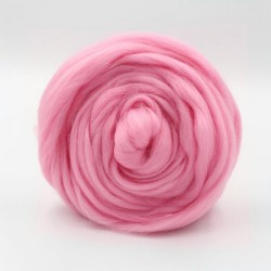 Шерсть для валяния ТРО "Гребенная лента" (100%полутонкая шерсть) 100г цв.0011 ярк.розовый