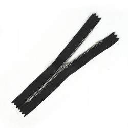 Молния MaxZipper джинсовая никель №4 14см н/р, замок М-4002 цв.F322 черный уп.50шт
