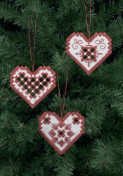 Набор для вышивания PERMIN арт.01-5627 Украшения на елку в технике хардангер Красные серца 7,5х8 см