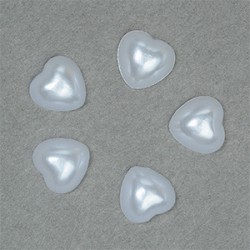 Полужемчужины перламутр в форме Сердца 8х8 мм цв.41 белый уп.500г (4600шт)