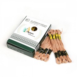 Нитки мулине цв.5904 бежевый 24х8м С-Пб