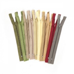 Молния MaxZipper пласт. юбочная №3, п/а 18см, АССОРТИ №2 уп.10цв х 5шт