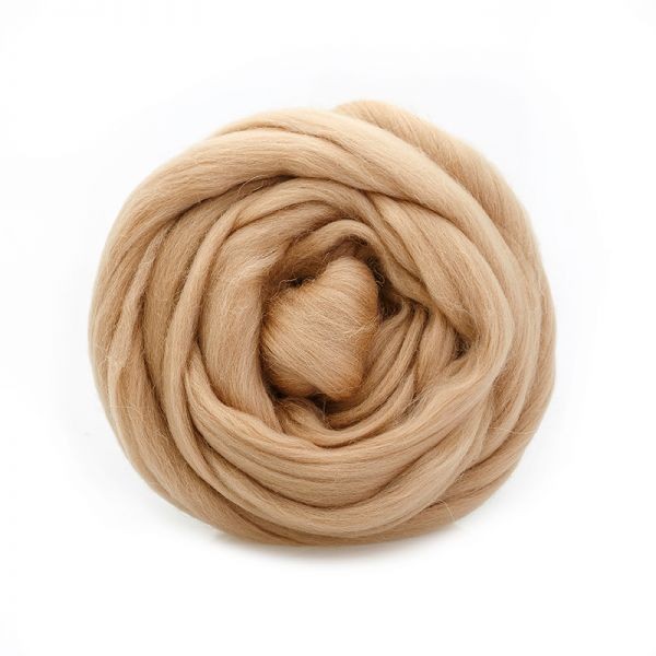 Шерсть для валяния ТРО "Гребенная лента" (тонкая мериносовая шерсть) 100г цв.0124 песочный