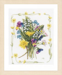 Набор для вышивания LANARTE арт.PN-0167125 Bouquet of field flowers 30х36 см