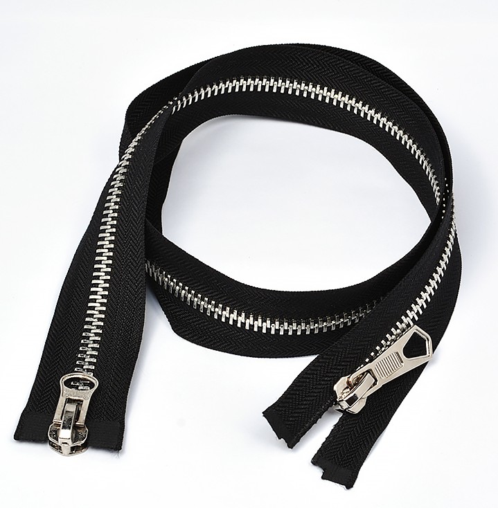 Молния MaxZipper мет. №8 никель шлиф.звено, 2 замка, 110 см цв.F322 черный уп.50шт