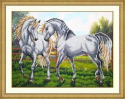 Набор для вышивания бисером ПАУТИНКА арт.Б-1474 Пара белых лошадей 38х28 см
