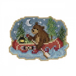 Набор для вышивания MILL HILL Каноэ с медведем 10х13 см